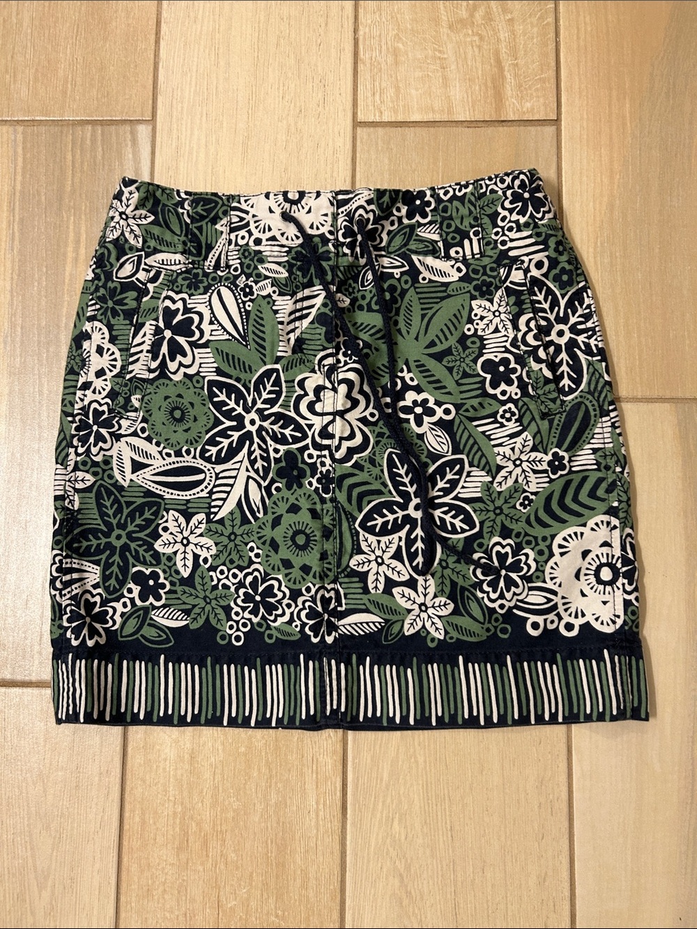 Ann Taylor Loft skirt size 6